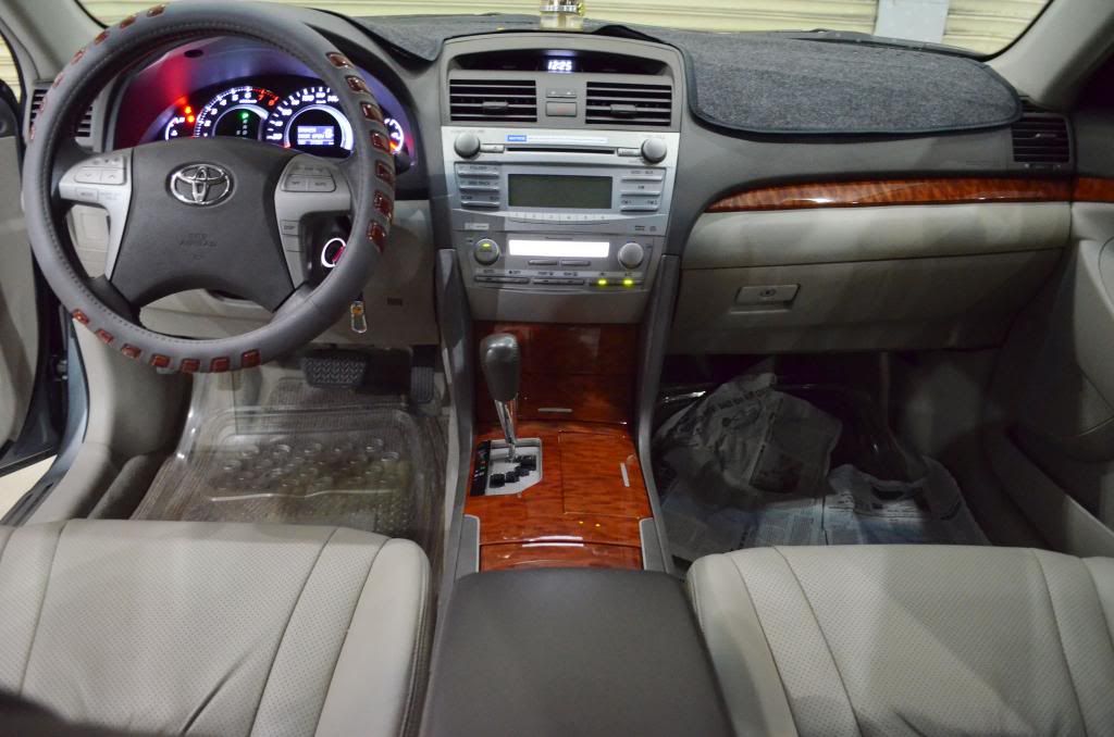 Bán Toyota CAMRY 2.4G, đời 2010, màu Ghi Xanh,  Xe đẹp, Bao Test Hãng - 3