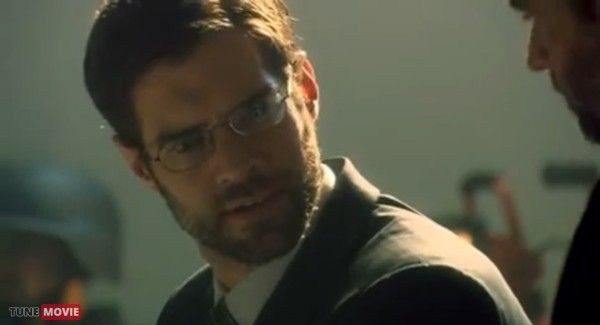 Stopped - Tunemovie.com photo 1_zps8e128dcb.jpg