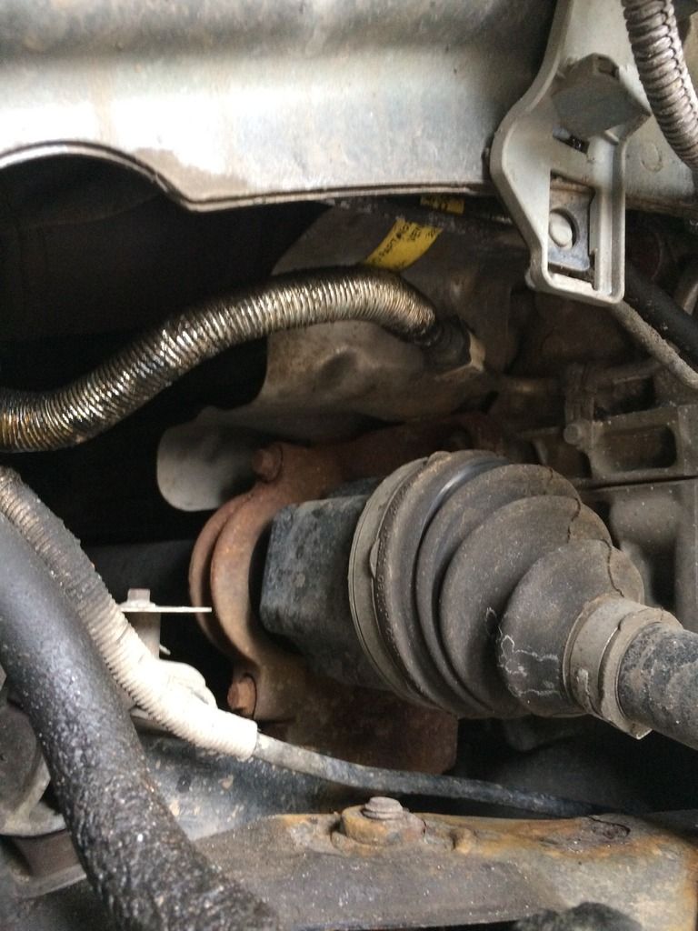 Power steering fluid leak passenger side SwedeSpeed Volvo