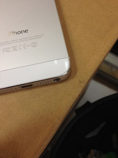 iphone 5 - 16Gb white hàng ZA nguyên zin 100% giá hot.............. - 2